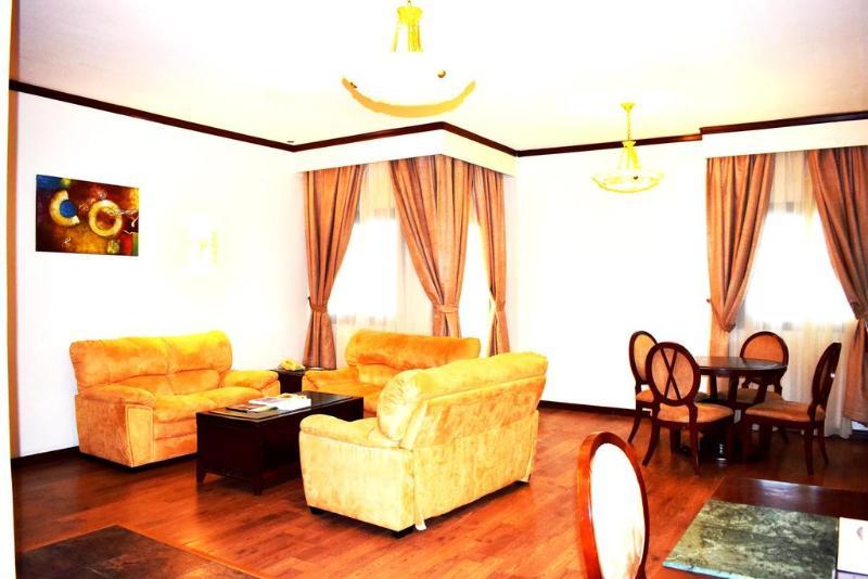 شقة فندقية Royal Tulip رويال توليب 4*